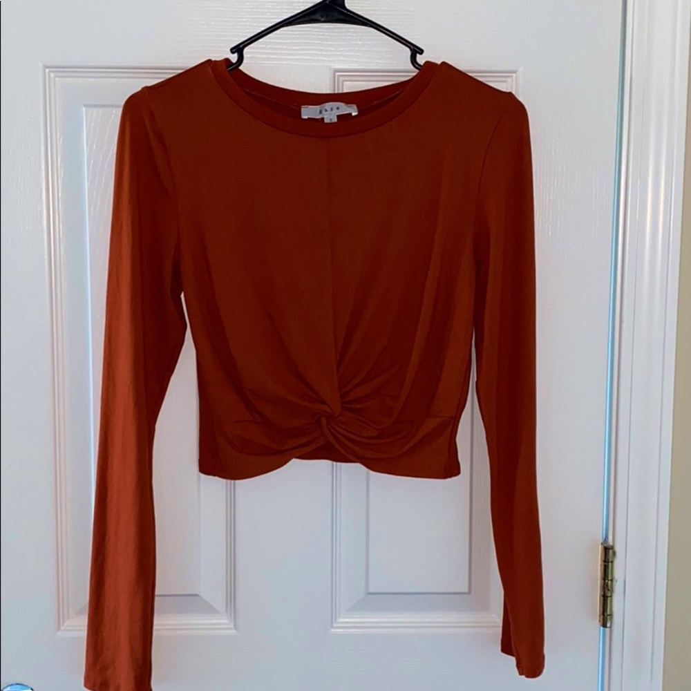 Woman’s Crop top